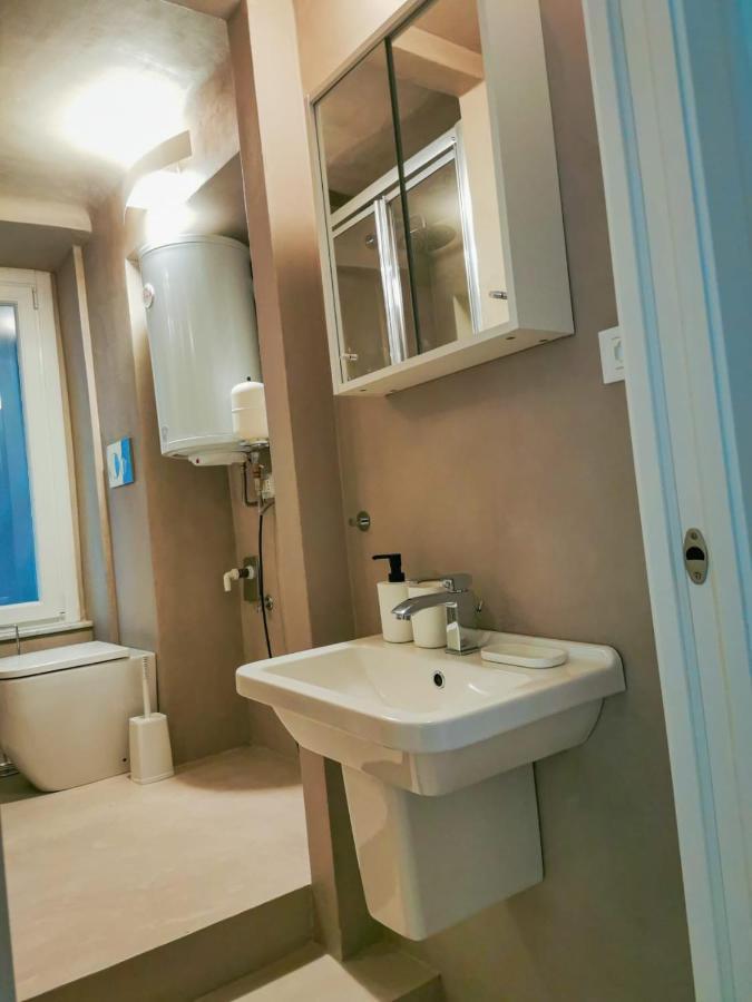 De Ville Guest House جنوة المظهر الخارجي الصورة